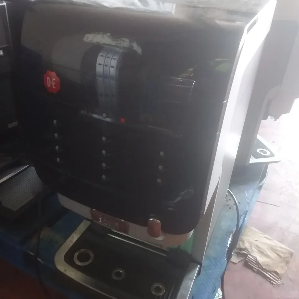 DOUWE EGBERTS COFFEE MACHINE 