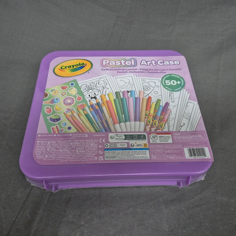 CRAYOLA PASTEL ART CASE