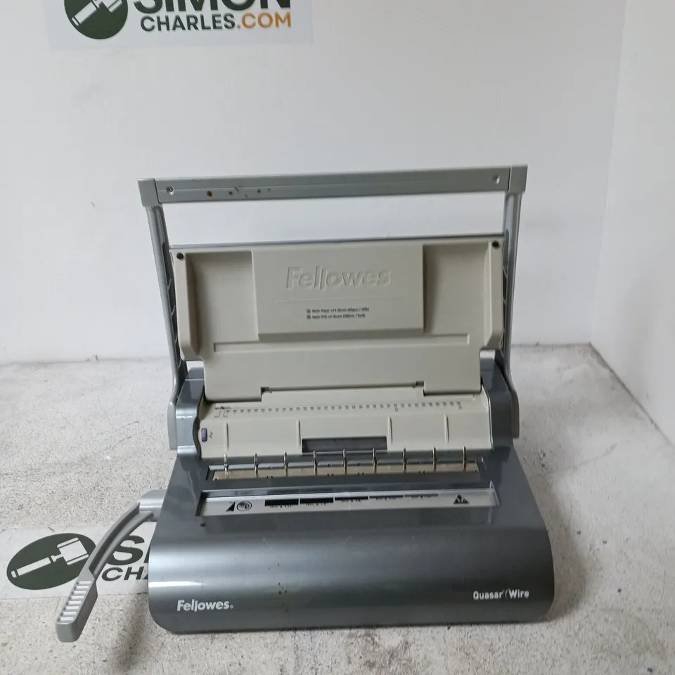 FELLOWES QUASAR WIRE BINDING MACHINE 
