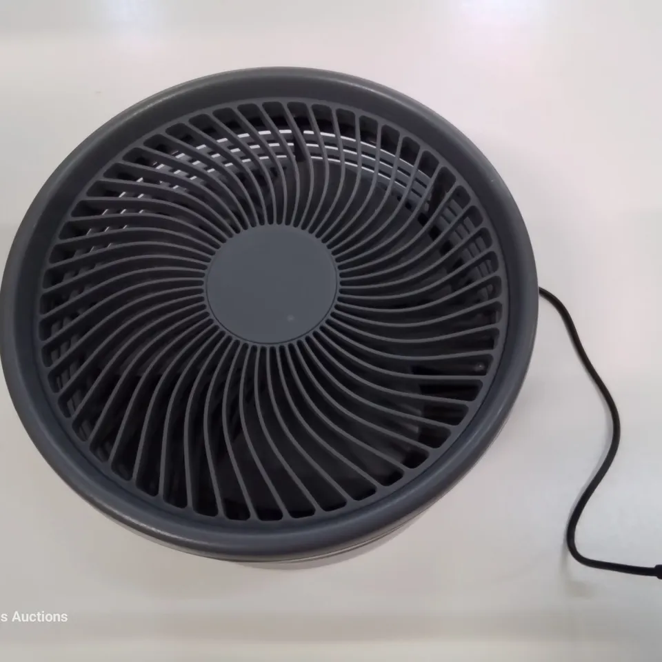 BOXED BELL & HOWELL RECHARGEABLE EXTENDABLE DESK & FLOOR FAN IN GREY