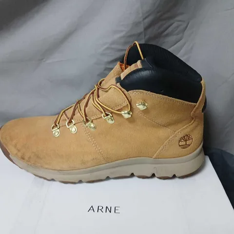 TIMBERLAND 6-INCH PREMIUM BOOTS WHEAT – UK 10.5