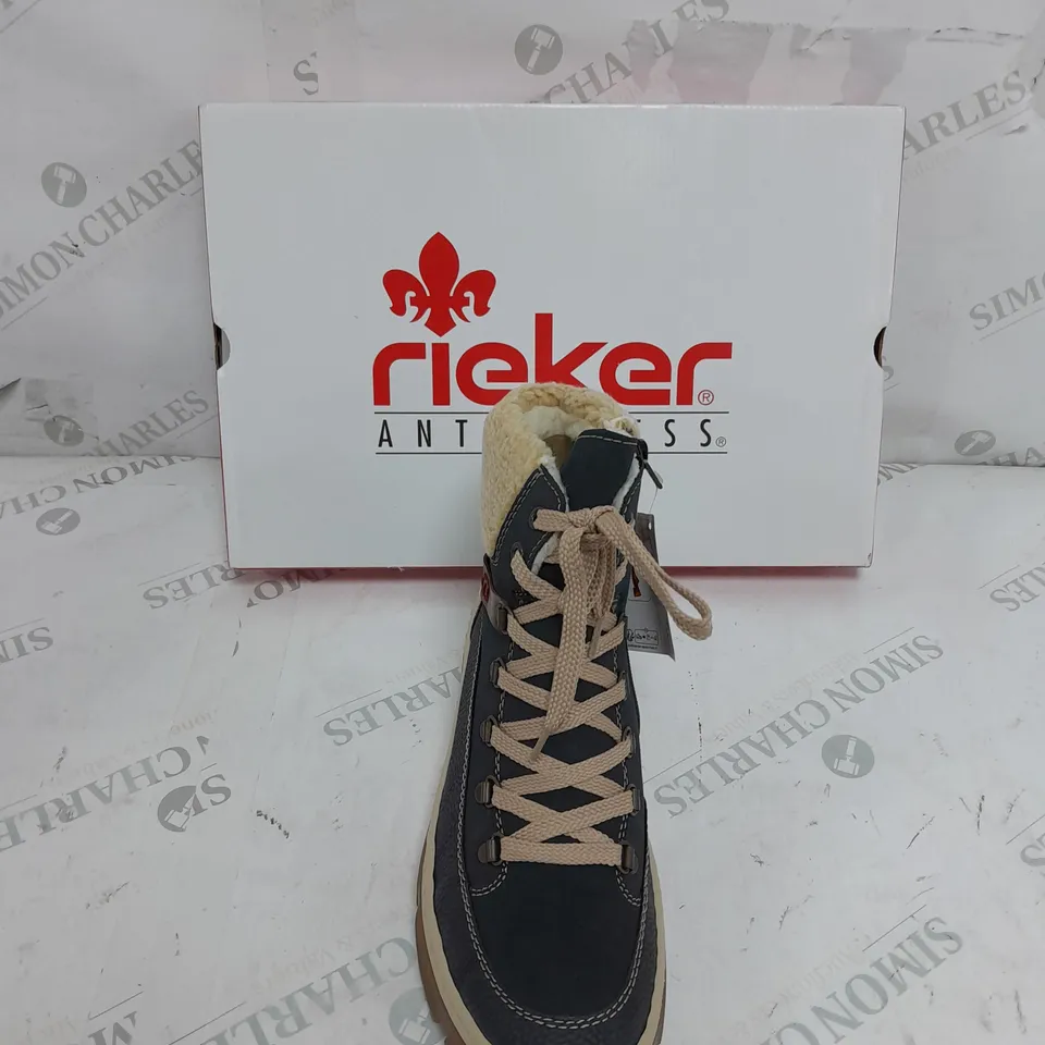 BOXED PAIR OF RIEKER LACE UP CHUNKY BOOTS IN NAVY SIZE 6.5