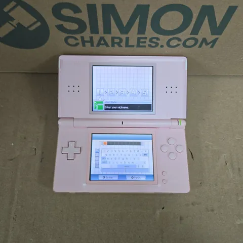 NINTENDO DS LITE HANDHELD CONSOLE IN PINK
