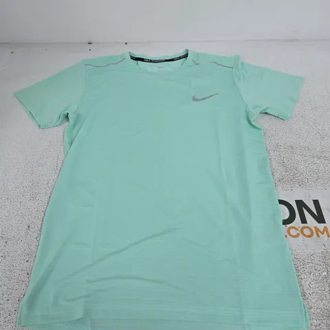 NIKE RUNNING DRI-FIT T-SHIRT – MINT GREEN, SIZE M