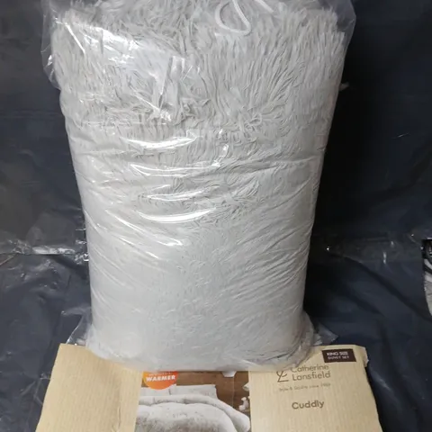 CATHERINE LANSFIELD CUDDLY FLEECE DUVET SET - GREY - KING SIZE