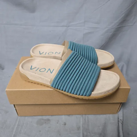BOXED VIONIC EVIE KNIT SLIDE SANDALS – BLUE, UK 5