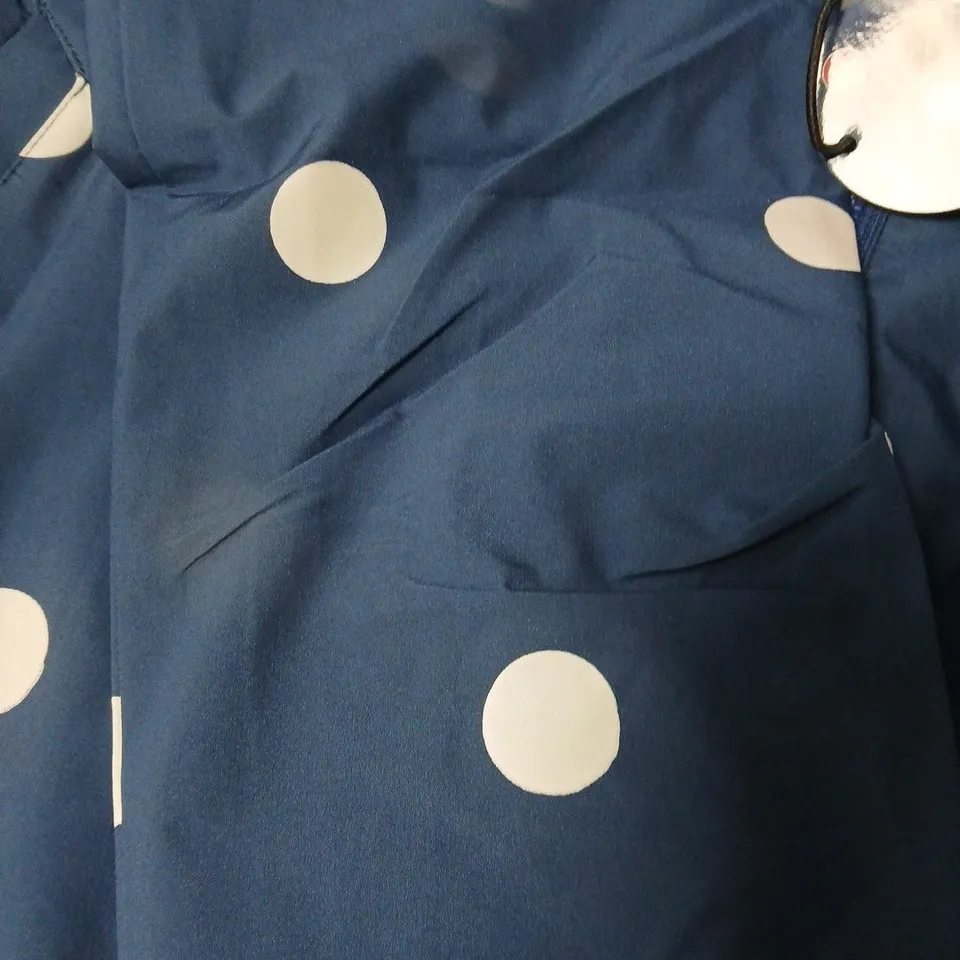 HOLLY & BEAU COLOUR CHANGING SPOT RAINCOAT – SIZE S