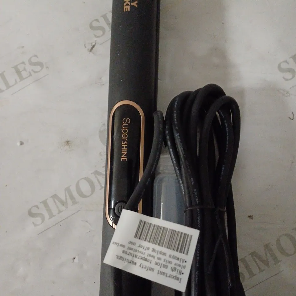 NICKY CLARKE IONIC STEAM CONDITIONING STRAIGHTENER