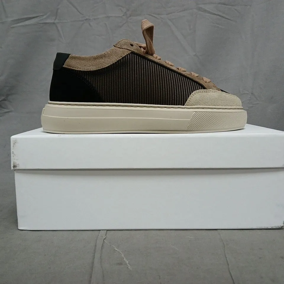 BOXED PAIR OF CLEENS LUCOR TRAINERS IN COFFEE SIZE UK 6