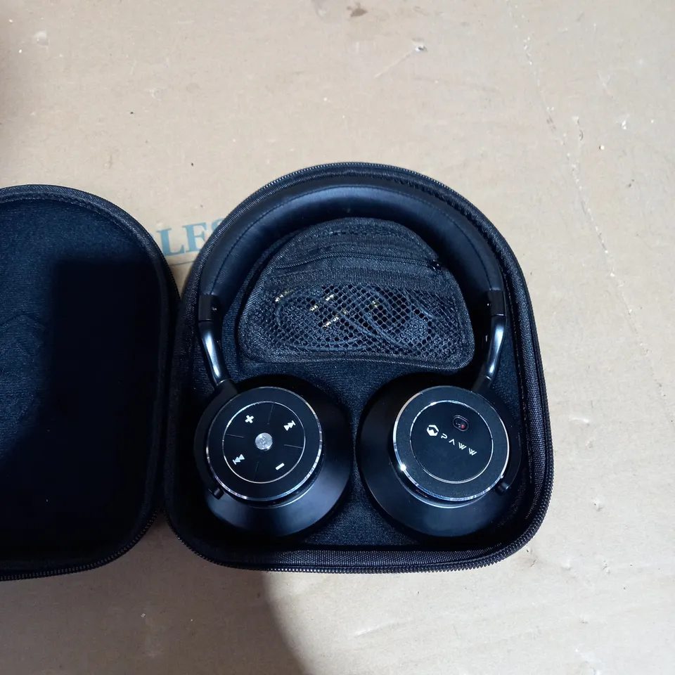 PAWW WIRELESS HEADPHONES