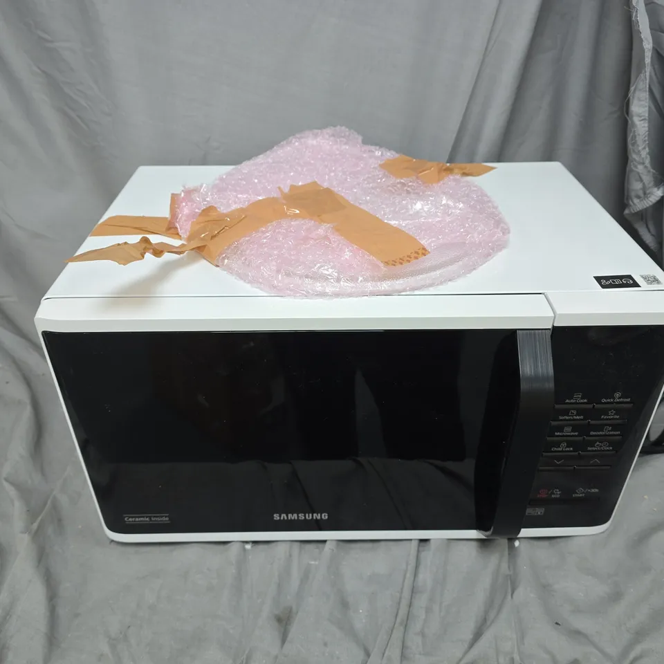 SAMSUNG MS23K3513AW MICROWAVE IN WHITE