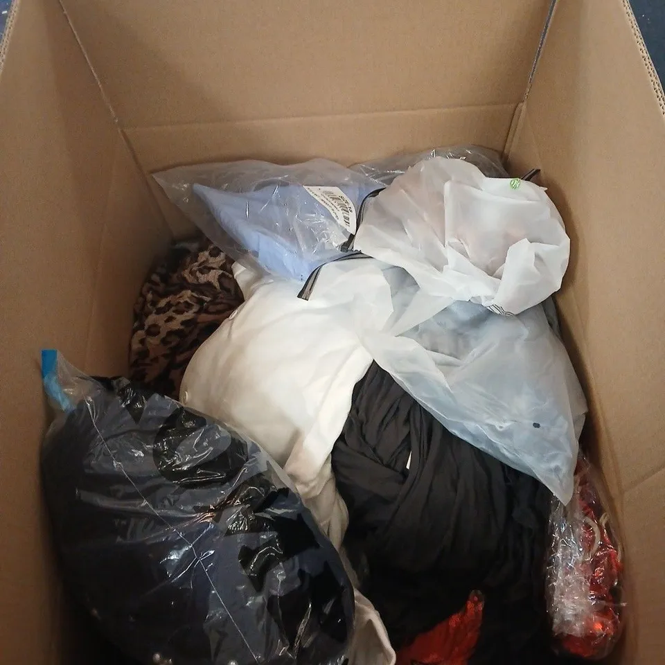 BOX OF APPROXIMATELY 25 ASSORTED CLOTHING ITEMS TO INCLUDE M&S, ASOS ETC