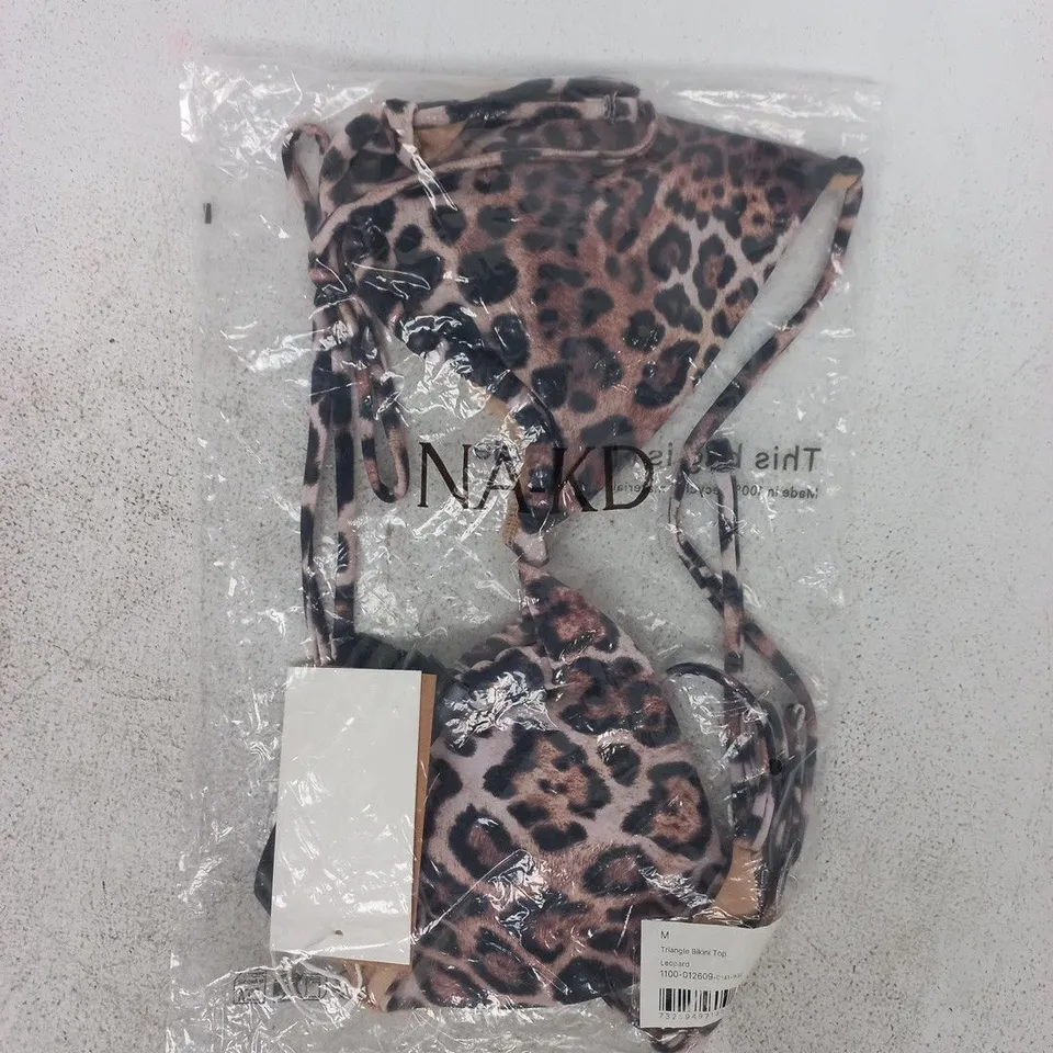 BAGGED NA-KD TRIANGLE BIKINI TOP IN LEOPARD SIZE MEDIUM