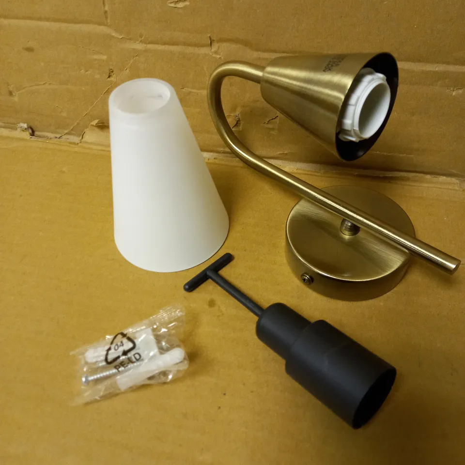 LULU WALL LIGHT ANTIQUE BRASS
