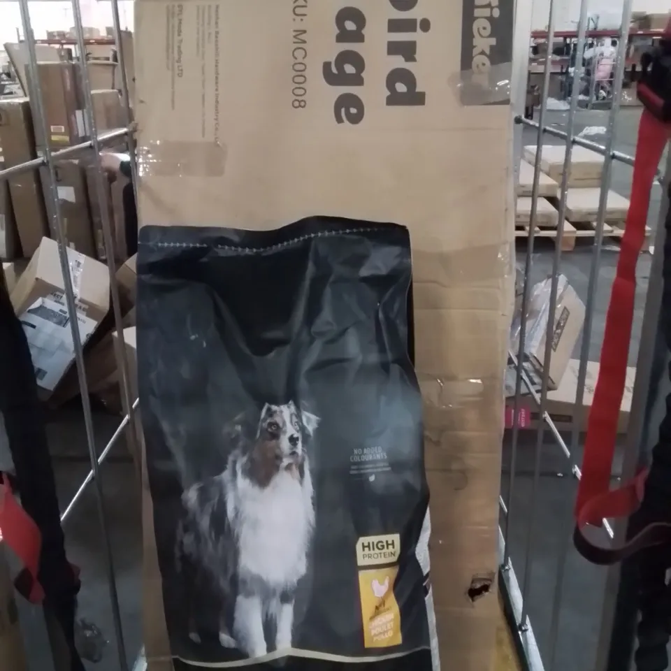 CAGE INCLUDING 14KG BAG OF PURINA PRO PLAN& X2 BIRD CAGES 