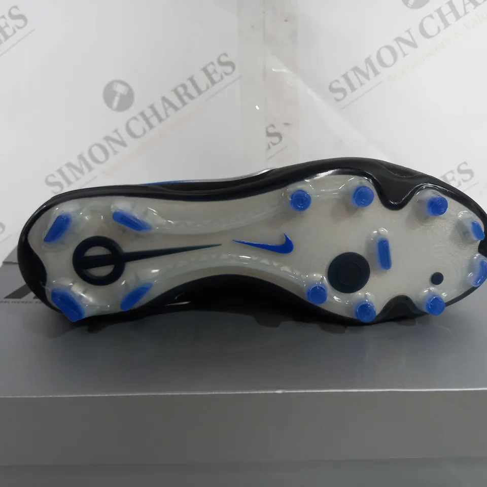 BOXED NIKE LEGEND 10 ELITE FG - UK 6.5