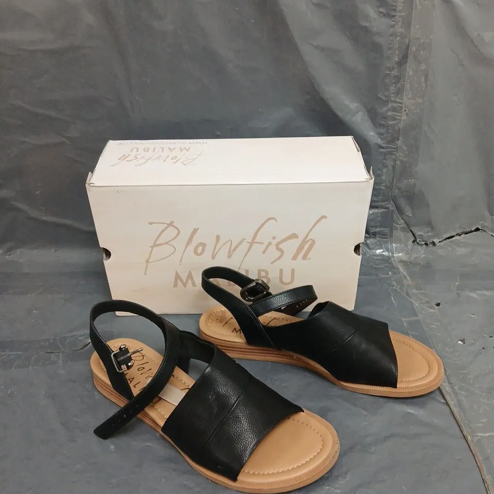 BOXED PAIR OF BLOWFISH MALIBU ARDICE SANDALS - BLACK UK 6 