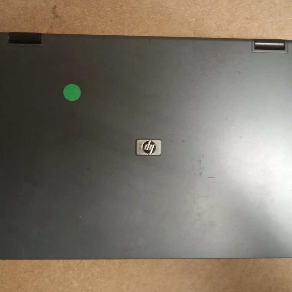 HP COMPAQ NX7400 LAPTOP