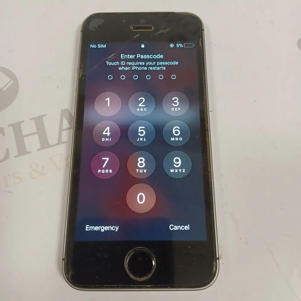 UNBOXED APPLE IPHONE SE MOBILE PHONE - A1723