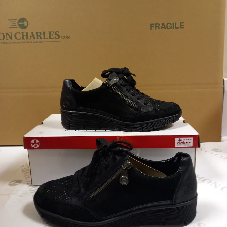 BOXED PAIR RIEKER WEDGE TRAINER IN BLACK, UK SIZE 5
