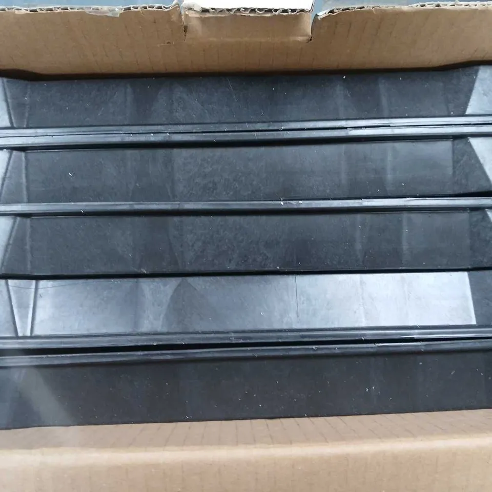 BOXED 5 SHELF PLASTIC SHELVING UNIT IN BLACK