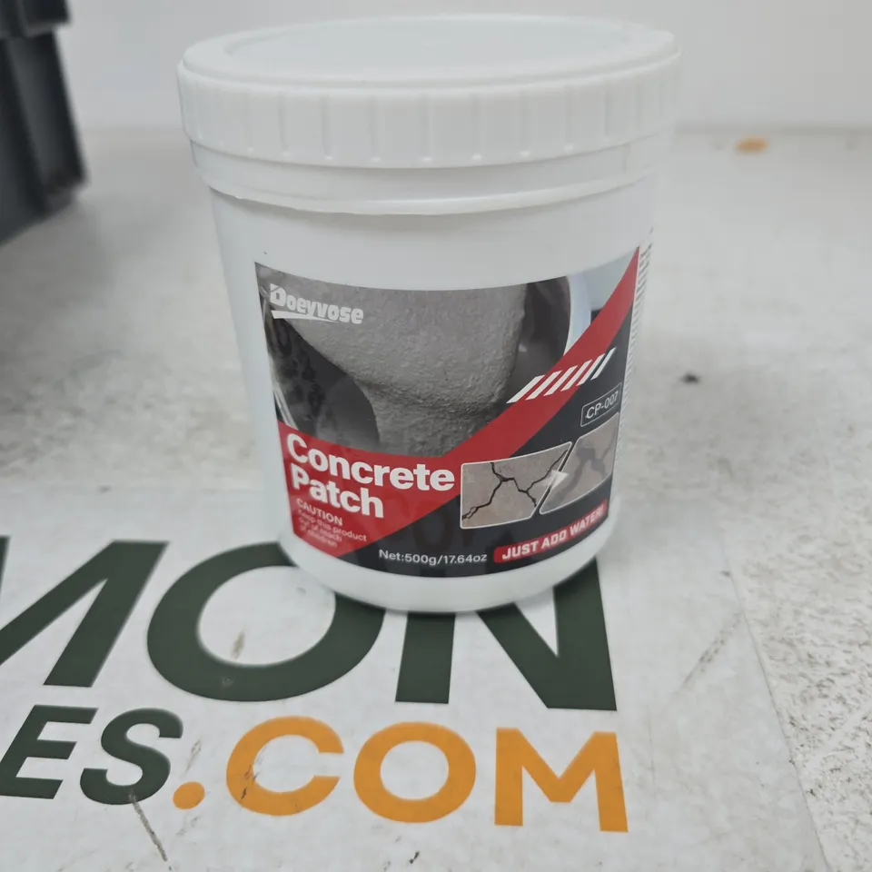 TOTE OF APPROXIMATELY 12 ASSORTED ITEMS TO INCLUDE: CONCRETE PATCH