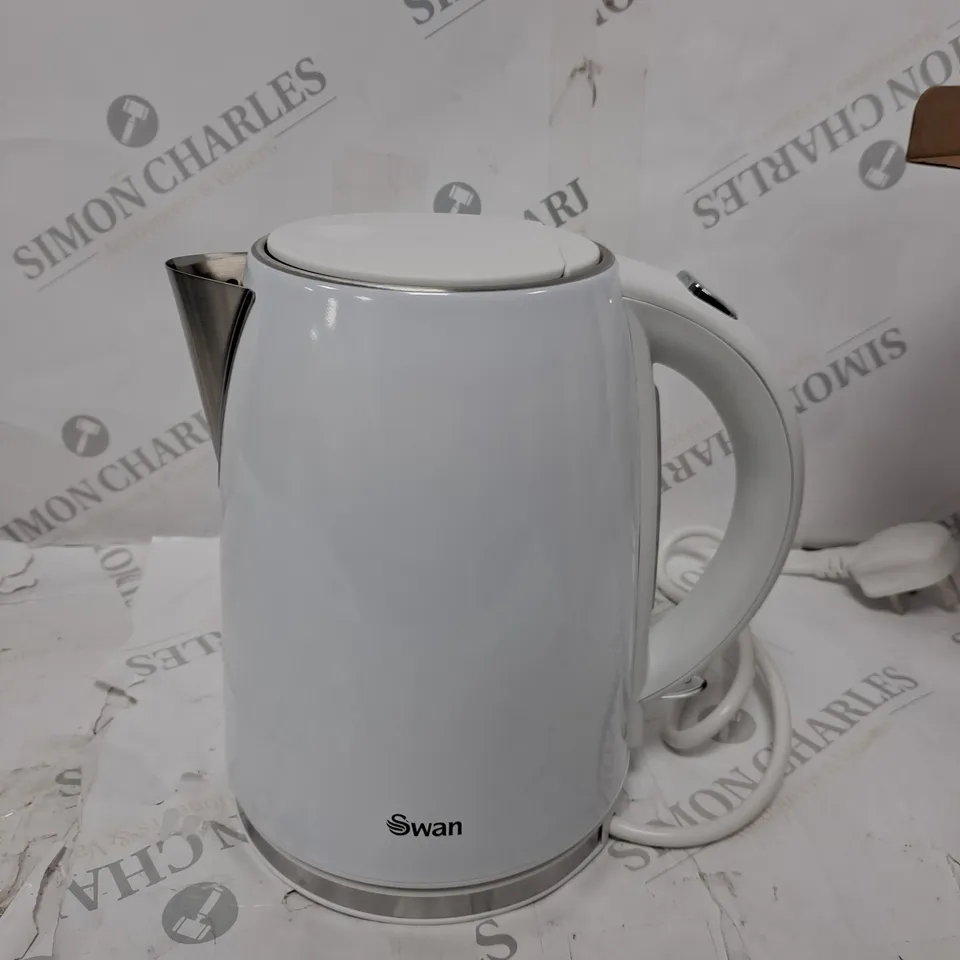 SWAN 1.7 WHITE KETTLE 