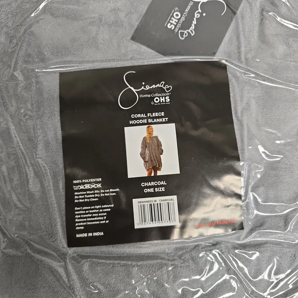 SIENNA HOME COLLECTION CORAL FLEECE HOODIE BLANKET – ONE SIZE, CHARCOAL