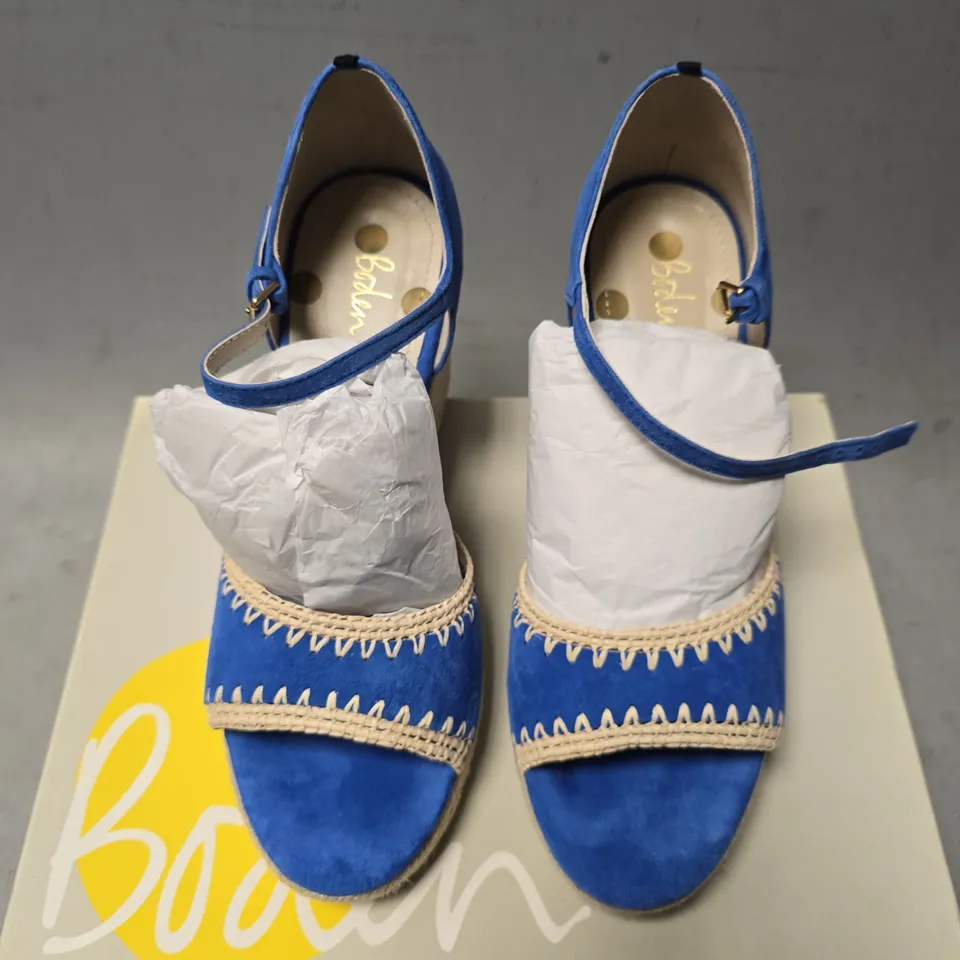 BOXED BODEN BLUE SIZE 39