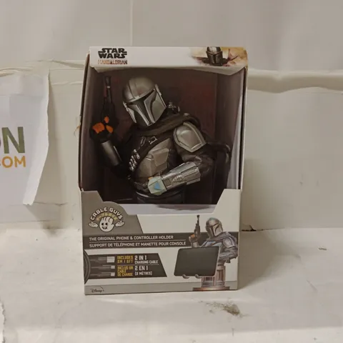 BOXED STAR WARS MANDALORIAN CABLE GUYS PHONE & CONTROLLER HOLDER