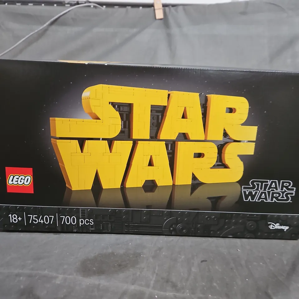 LEGO STAR WARS 75407 – 700-PIECE BOXED SET (18+)
