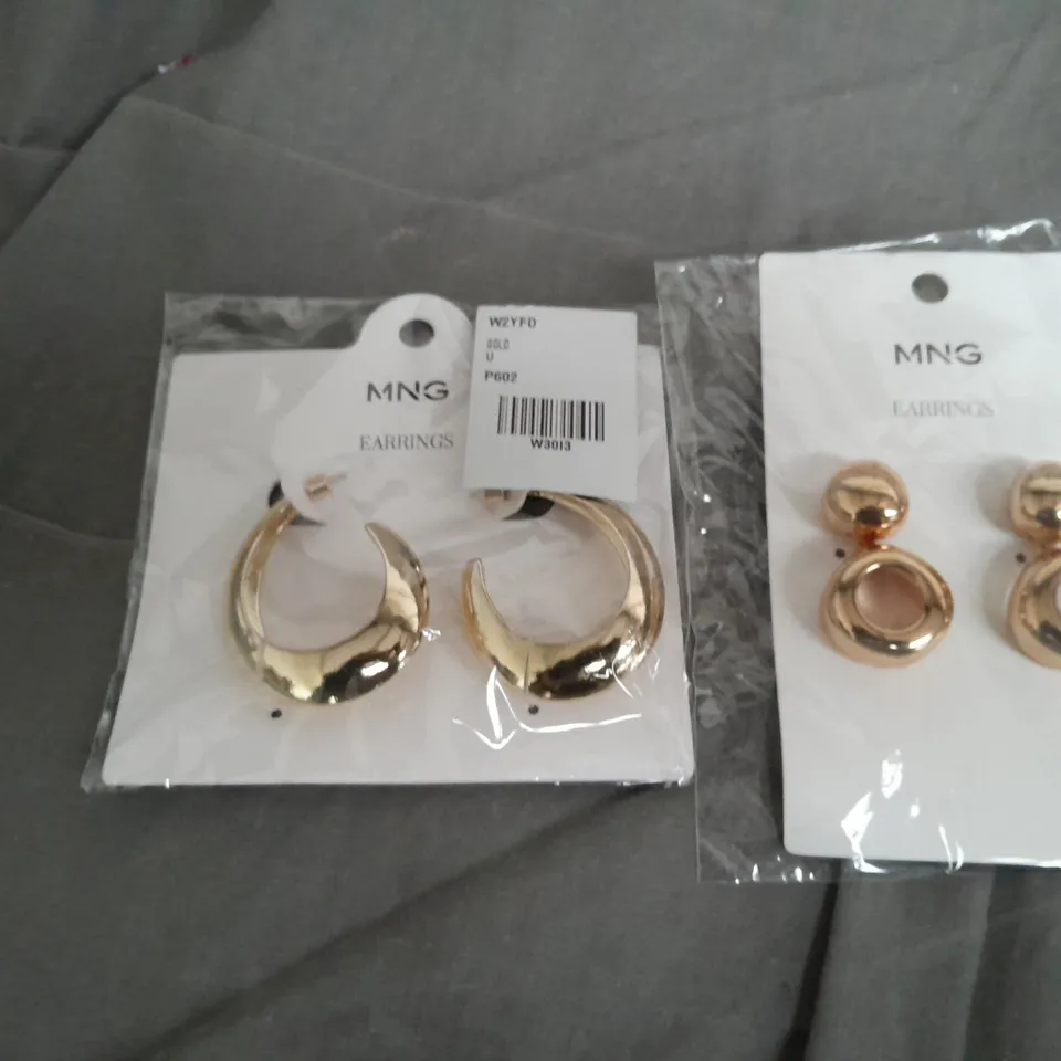 MANGO GOLD EARRINGS