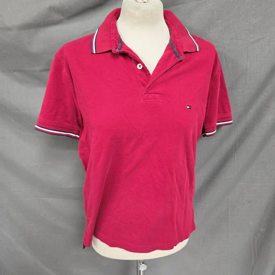 TOMMY HILFIGER REGULAR FIT POLO SHIRT IN RED SIZE M