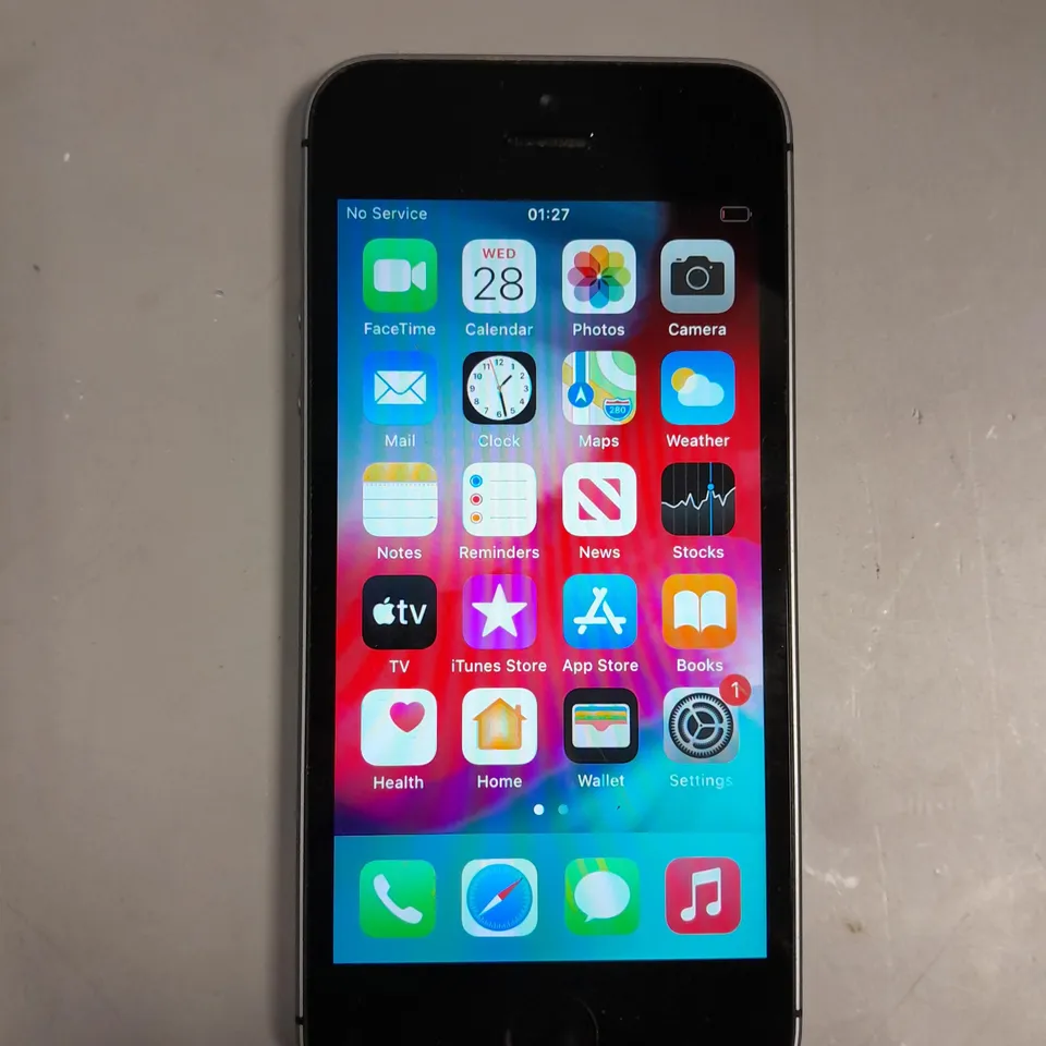 APPLE IPHONE 5 SE SMARTPHONE 