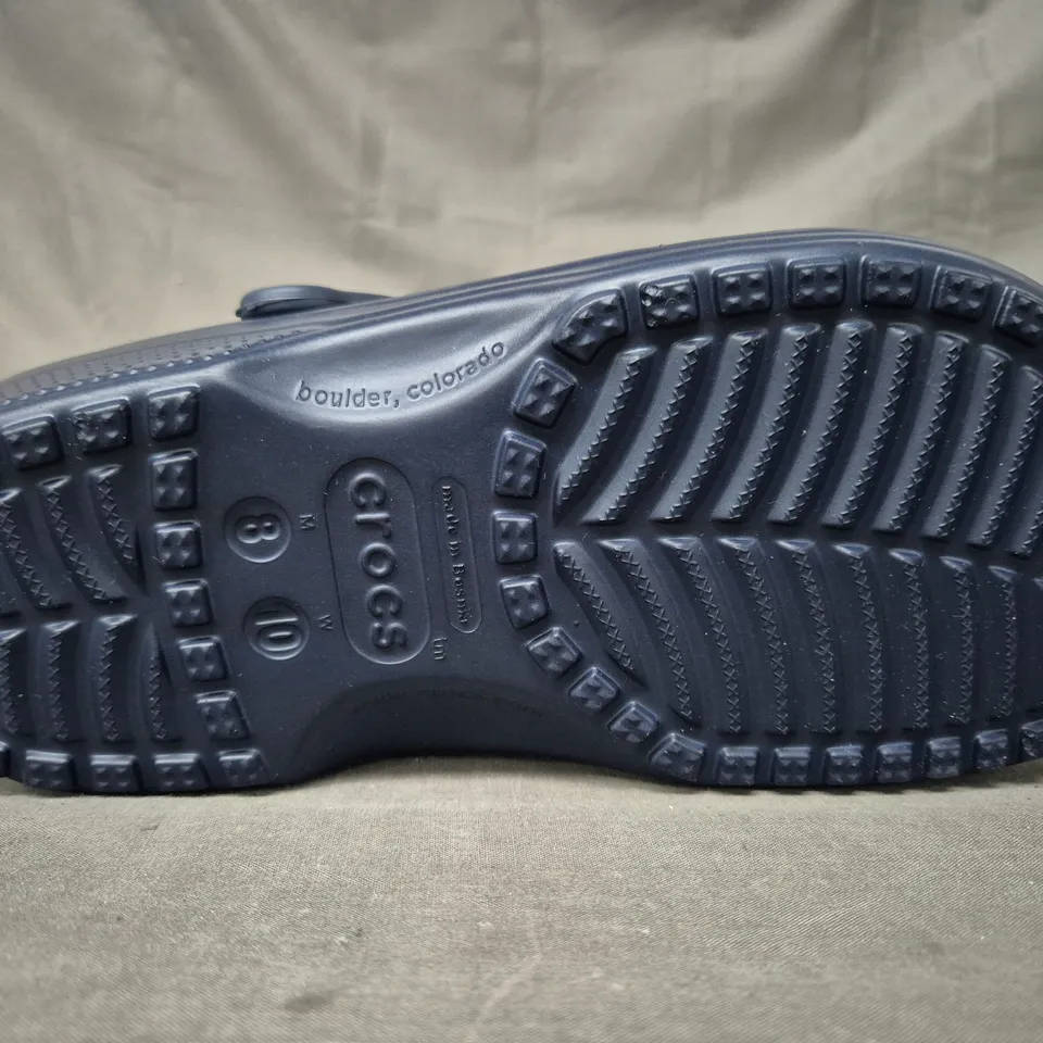 PAIR OF CROCS CLASSIC CLOGS IN NAVY UK SIZE M7/W8