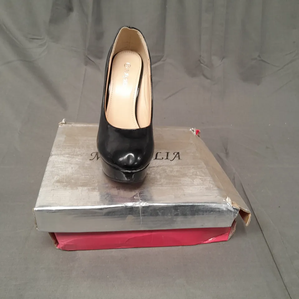 BOXED PAIR OF MAGNOLIA PLATFORM HEELS IN BLACK PATENT SIZE EU 37