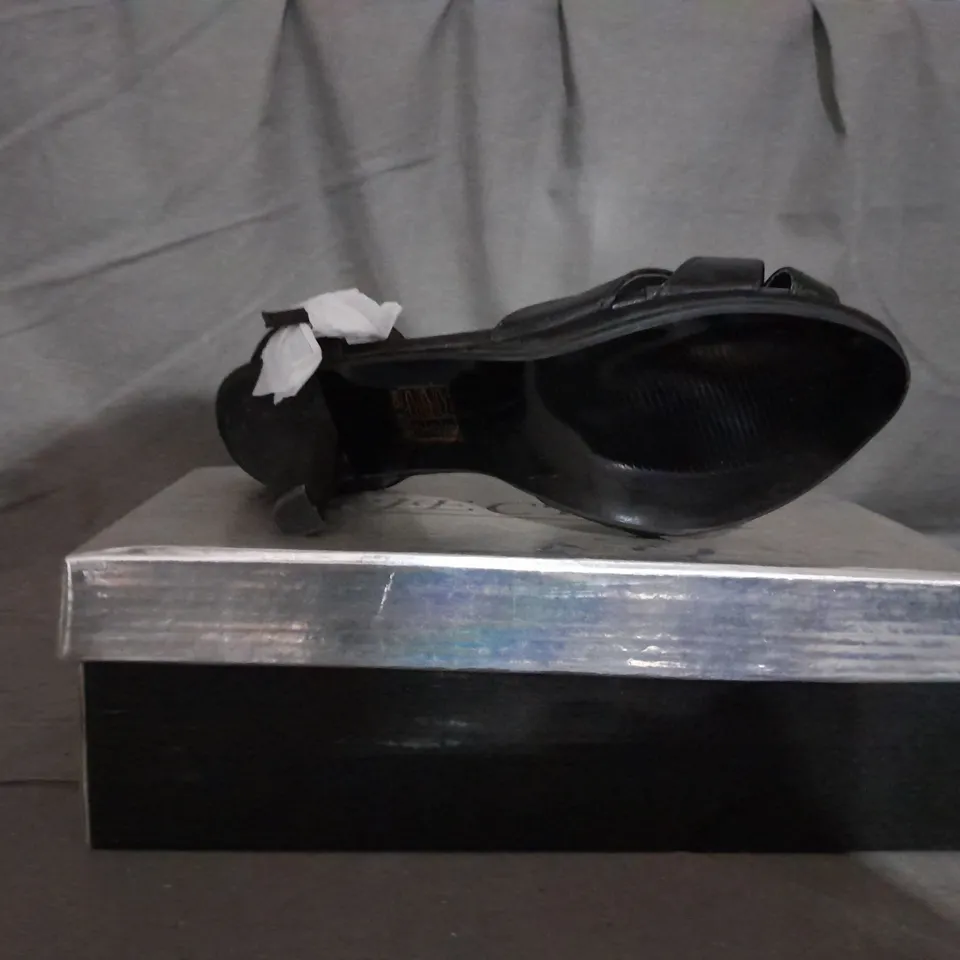 APPROXIMATELY 10 BOXED PAIR OF HEELED SANDALS IN BLACK VARIOUS SIZES TO INCLUDE SIZE 38EU  