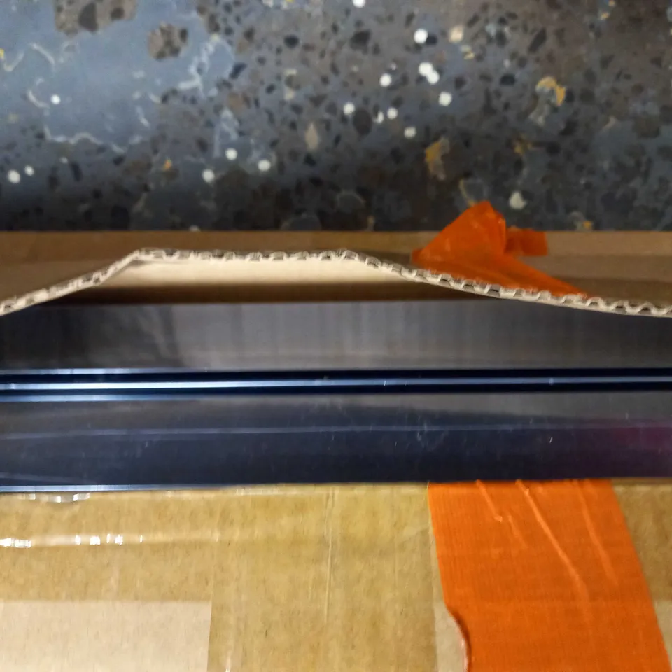 BOXED ROYALE PRESTIGE DOOR BARS