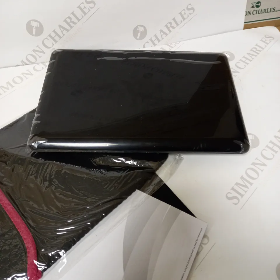 UNBRANDED 10.1" NOTEBOOK WITH MOUSE, EARPHONES AND MOUSEMAT 