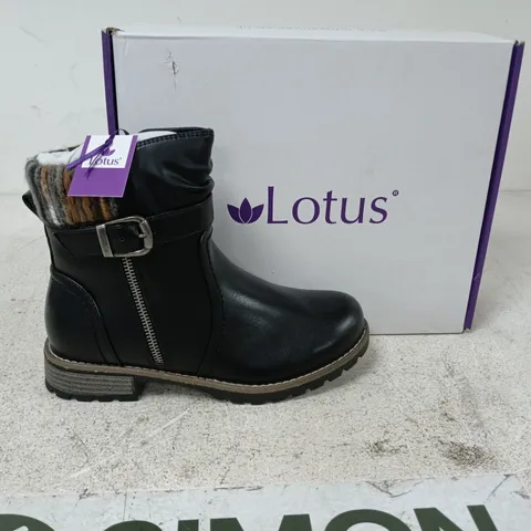 BOXED PAIR OF LOTUS TRIANA BOOTS IN BLACK - EU 38