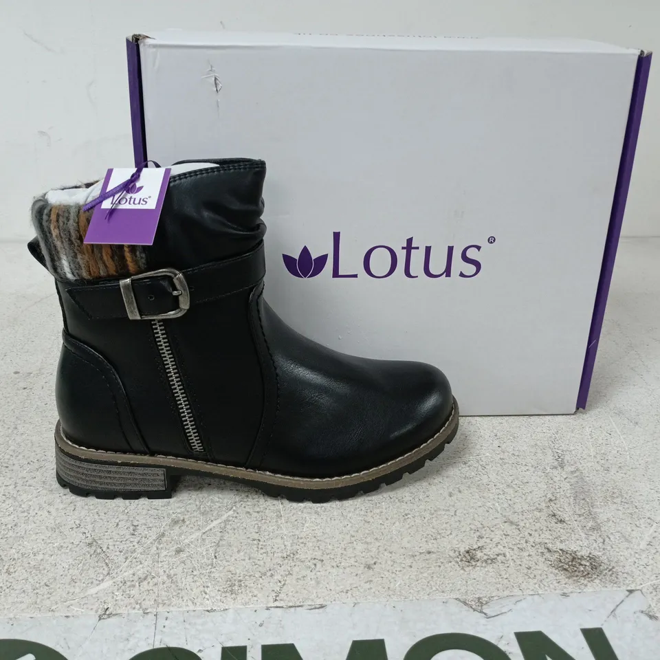 BOXED PAIR OF LOTUS TRIANA BOOTS IN BLACK - EU 38