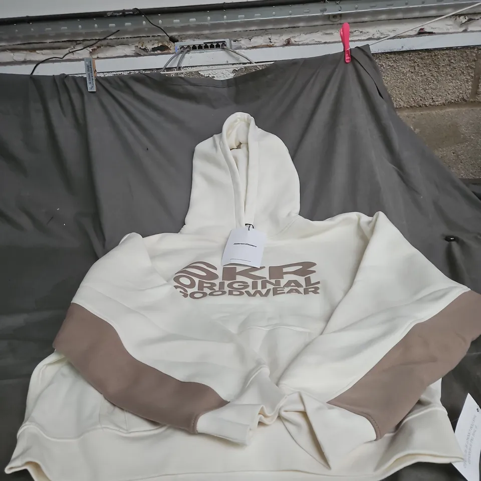 SISTERS AND SEEKERS CREAM HOODIE "SKR ORIGINAL GOODWEAR" MEDIUM