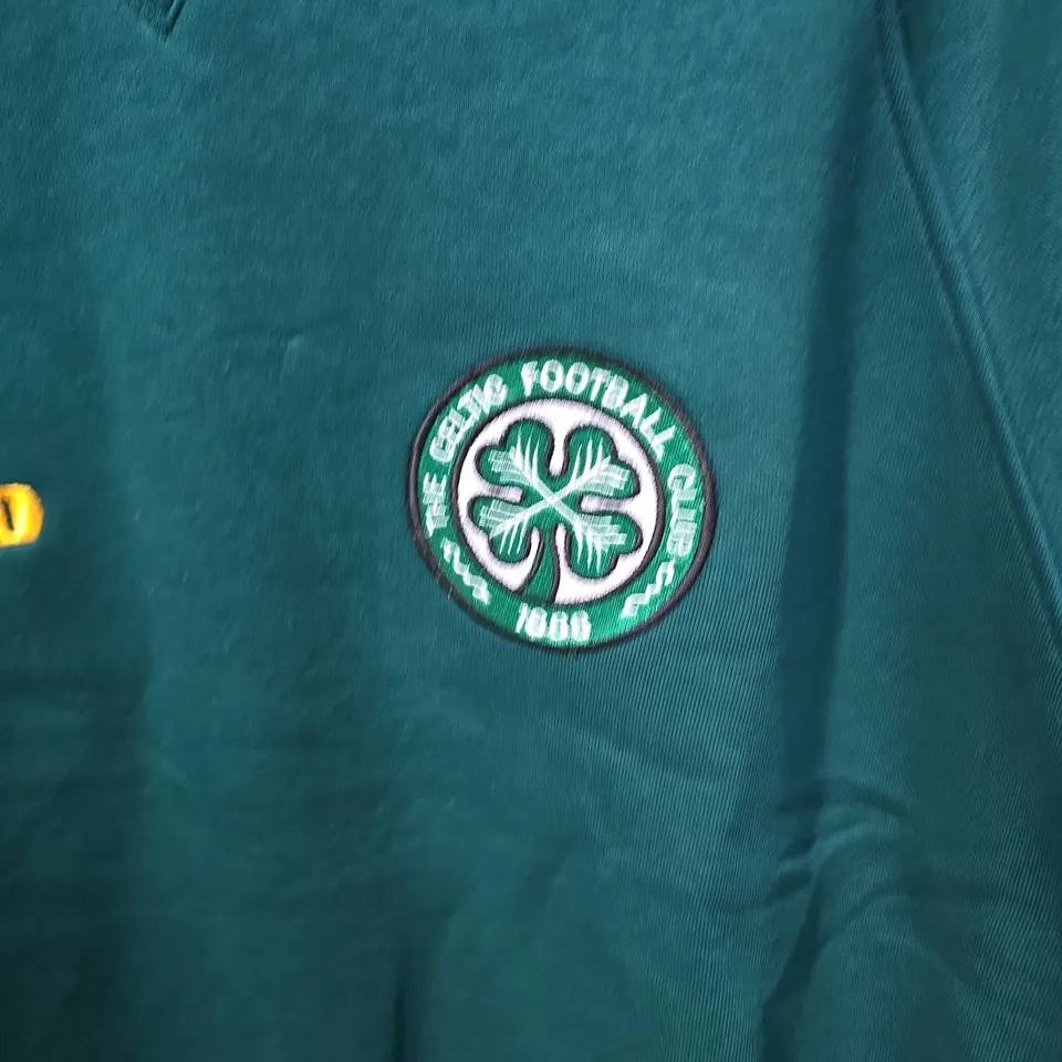 CELTIC FOOTBALL CLUB UMBRO SWEATSHIRT – GREEN, MEN'S SIZE M