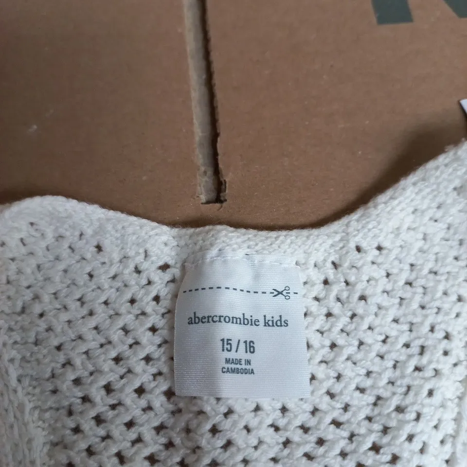 ABERCROMBIE KIDS WHITE KNITTED DRESS, UK SIZE 15–16
