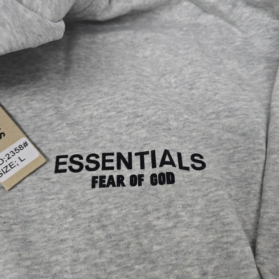 FEAR OF GOD ESSENTIALS HOODIE – GREY, SIZE L
