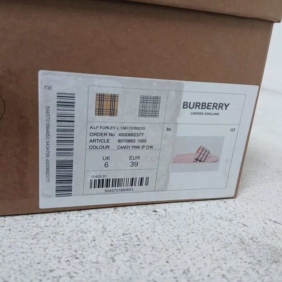 BURBERRY PINK PLAID SLIDE SANDALS – WOMEN’S UK 6
