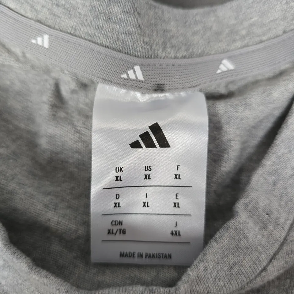 ADIDAS GREY T-SHIRT WITH WHITE STRIPES – UK XL