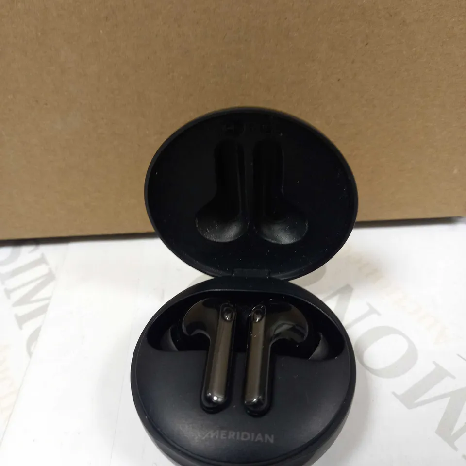 LG TONE FREE FN7 TRUE WIRELESS BLUETOOTH EARBUDS 