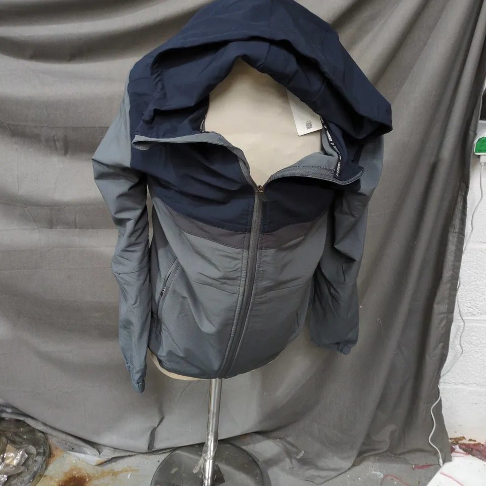 FREQUENCY MEN'S HOODED JACKET – NAVY & GRAY, SIZE M
