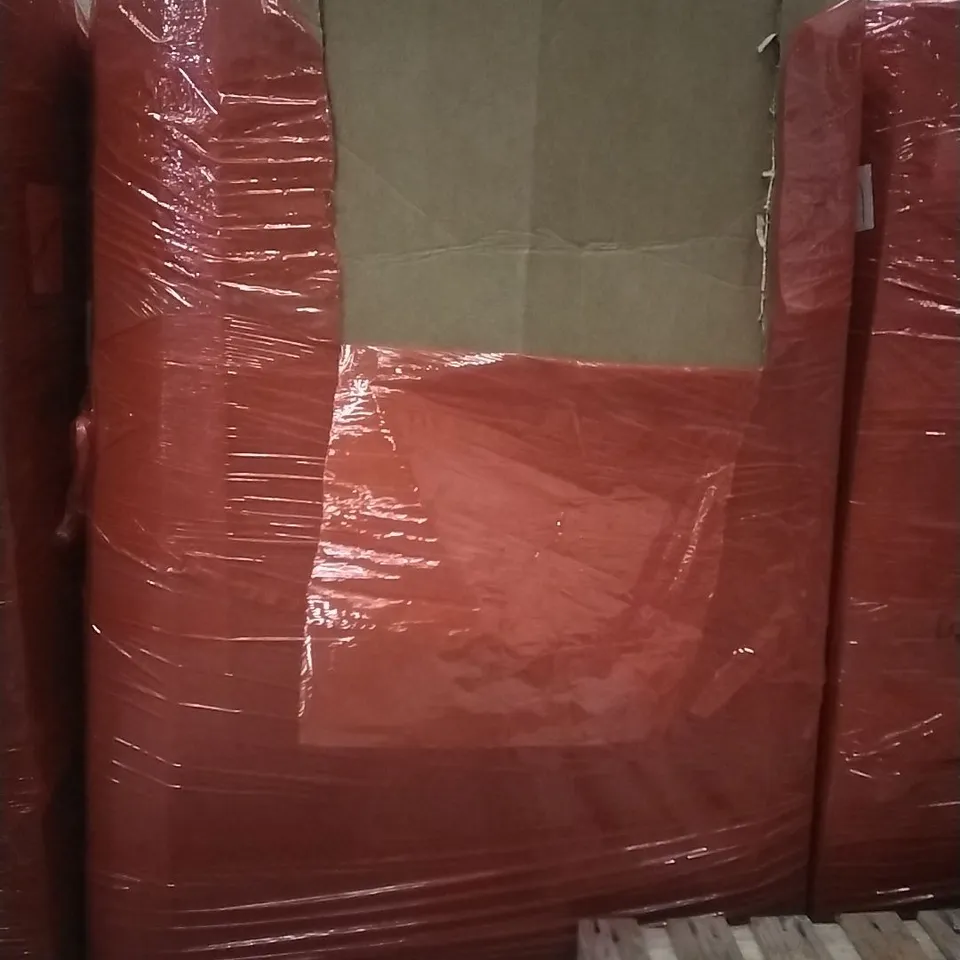 PALLET OF ASSORTED ITEMS INCLUDING - MATTRESS TOPPER,DESK